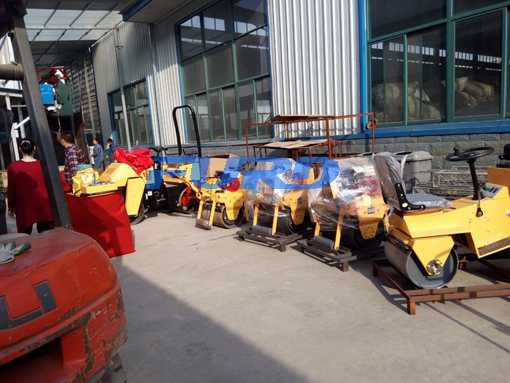 福瑞得機(jī)械座駕壓路機(jī)，手扶壓路機(jī)，小型灌縫機(jī)，井蓋切割機(jī)及時(shí)發(fā)貨